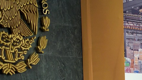 El presidente Enrique Peña Nieto lideró el anuncio de inversión de Walmart en México.