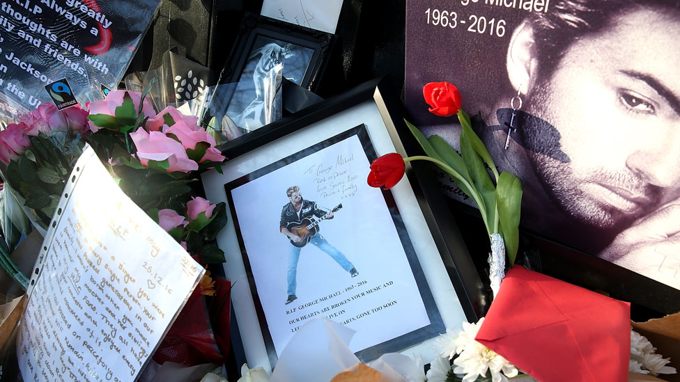 La secreta generosidad de George Michael, desde una propina de $6,000 hasta conciertos gratis