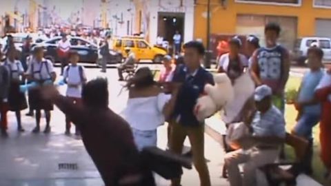 Los participantes del video casi terminan en la comisaría.