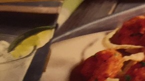 Ya algunas cadenas de restaurantes como Applebee comenzaron a colocar etiquetas de advertencia sobre los altos niveles de sodio que contienen los alimentos de sus menús.