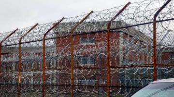 En la cárcel Rikers Island hay aproximadamente todavía 6,000 personas recluidas, según cifras oficiales.