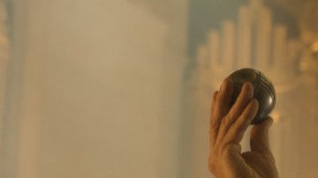 Jeremy Irons es Rikkin en Assassin's Creed.