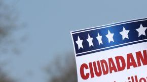 El presupuesto podría incluir apoyo a la reforma migratoria.