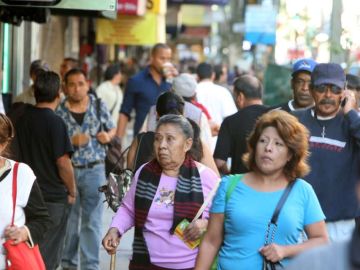 Los participantes del Censo reportaron, alrededor, de 6.3 millones de apellidos en 2010.