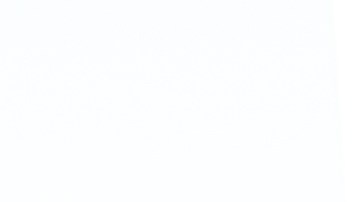 Emeraude Toubia y Prince Royce.