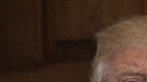 El presidente electo Donald Trump y el actor Alec Baldwin.