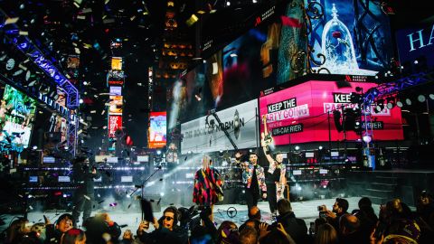 Recibiendo el 2017, Times Square, NYC.