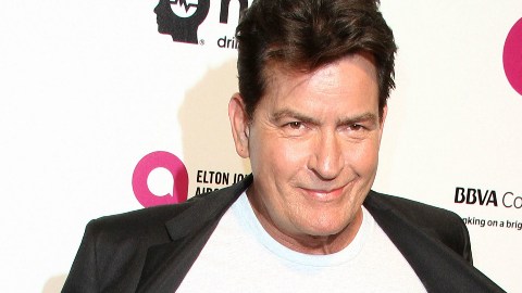 El actor no deja títere con cabeza en su nuevo show de televisión.