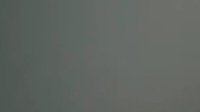 "El Chapo" se encontraba acostado en su cama y cubría sus ojos con un antifaz, antes de ser llamado para su extradición.