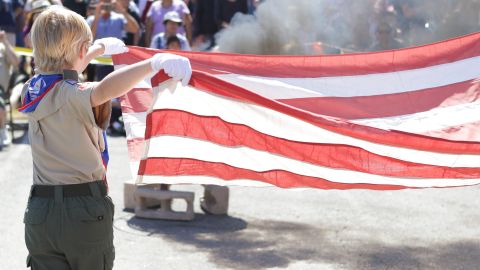 Los Boy Scouts de América es una asociación con larga tradición para promover valores de unidad en los niños.