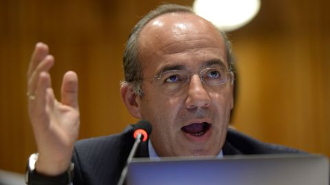 El expresidente Felipe Calderón sugirió a la actual administración tomar medidas comerciales y de seguridad contra EEUU.