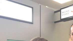 La representante Nydia Velázquez junto a Hameed Khalid Darweesh