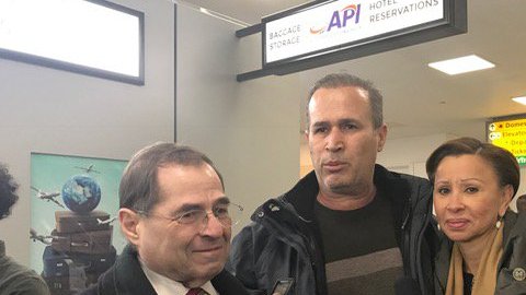 La representante Nydia Velázquez junto a Hameed Khalid Darweesh