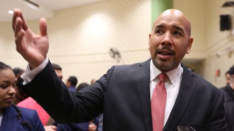 Presidente del condado de El Bronx, Ruben Diaz Jr.durante el Estado del Condado en la Escuela John F. Kennedy en el Bronx.