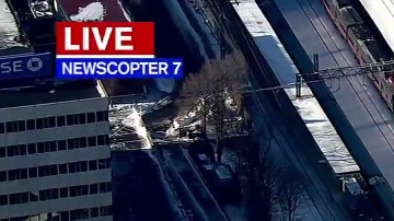 Los operadores del sistema indicaron que la interrupción se debió a un problema con el tendido eléctrico,.