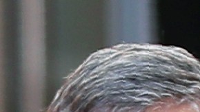 El actor ha confesado que sus amigos se ríen de él por lo mayor que es para ser padre primerizo.