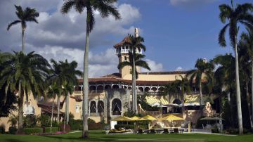 Entrada posterior de Mar-a-Lago, la residencia de Trump en Palm Beach, Florida.