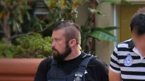 La cifra de 15,000 nuevos oficiales de ICE y de la Patrulla Fronteriza que Trump quiere contratar para ir tras los indocumentados es superior a toda la nómina de agentes especiales del FBI.