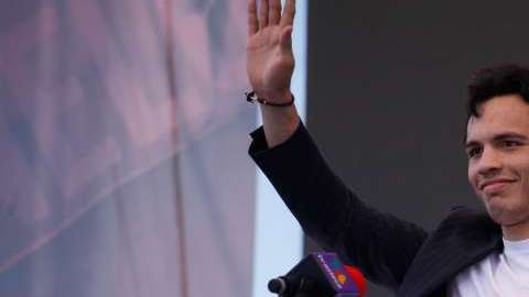 Chávez Jr. retrasó la agenda del lunes en la Ciudad de México, lo que haría molestado al Canelo.