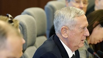 James Mattis visitó Japón la semana pasada.