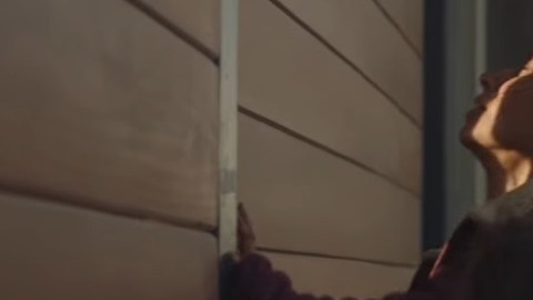 El comercial completo fue liberado sólo en internet.