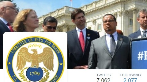 En su cuenta de Twitter, @WaysMeansCmte, los congresistas demócratas informan sus acciones.