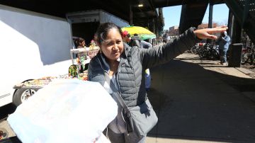 Edith Mora, residente de Corona, Queens opina sobre el presupuesto participativo.