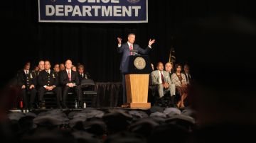 Alcalde de Nueva York Bill de Blasio en la ceremonia de Graduacion del NYPD en Madison Square Garden.