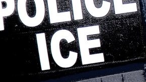 Los agentes de ICE están deteniendo a personas incluso que no son deportables, indican abogados.