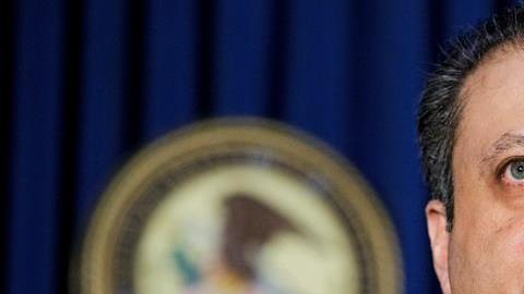 Bharara ha llevado a la cárcel a varios banqueros y también a destacados políticos de Nueva York por casos de corrupción.