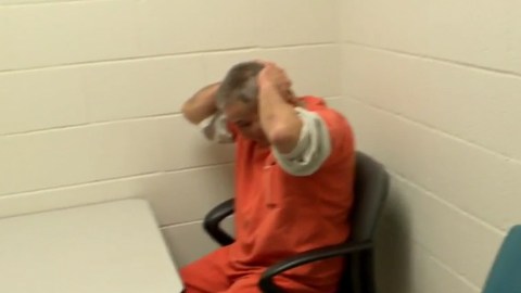 Romula Avelica lleva dos semanas detenido en una prisión de Inmigración en Adelanto, California.