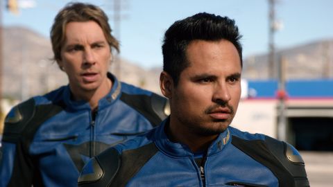 Michael Peña (dcha.) y Dax Shepard en "Chips".