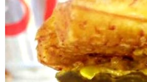 Empanadas, pizza napolitana,     rollitos de langosta, souvlaki griego y mucho más.