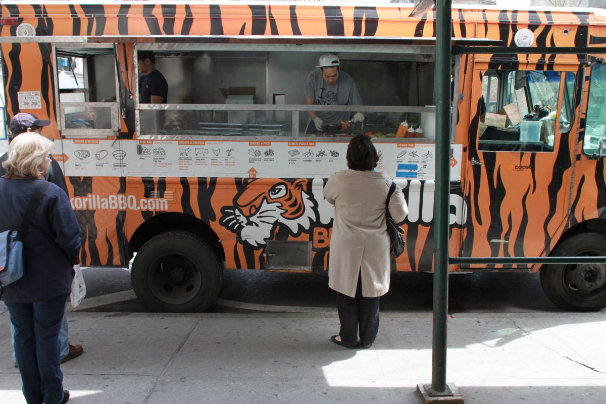 Korilla BBQ entre los camiones de comida que puedes encontrar en el Grand Baazar del Upper West Side de Manhattan. 