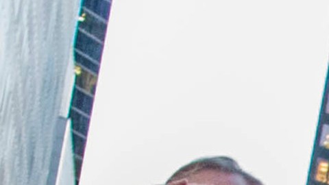 'The Fearless Girl' statue is seen facing the iconic Wall Street charging bull statue as part of a campaign to push companies to add women on their boards, on March 8, 2017, in Lower Manhattan, New York. / AFP PHOTO / EDUARDO MUNOZ ALVAREZ (Photo credit should read EDUARDO MUNOZ ALVAREZ/AFP/Getty Images)