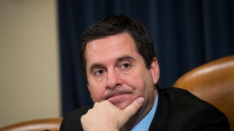 Devin Nunes renunció a su cargo como director de la Comisión por filtrar información confidencial.