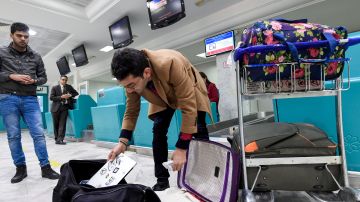 Los viajeros de 10 naciones deben llevar sus computadoras en su equipaje documentado.