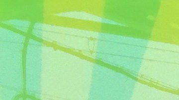 Luz Dary Contreras y Gloria Hernández se oponen al plan de rezonificación de Far Rockaway