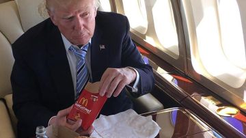 Trump ha compartido en sus redes sociales fotos como ésta con comida de McDonald’s.
