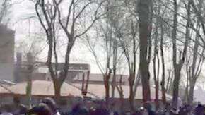 Uno de los estudiantes resultó herido de gravedad.