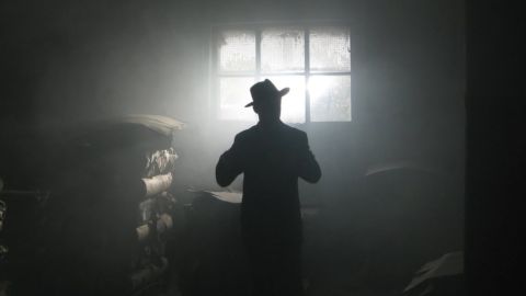 hombre sombras