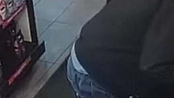 La menor se encontraba en un cocechito junto a su madre.