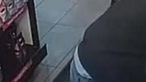 La menor se encontraba en un cocechito junto a su madre.
