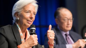 La directora del FMI Christine Lagarde junto  al presidente del Banco Mundial Jim Yong Kim./Efe