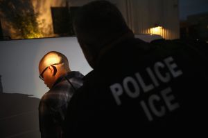 ICE defiende capacitación a ciudadanos sobre detención de inmigrantes