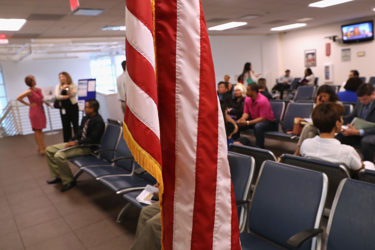 Este lunes comenzó el proceso para recibir solicitudes de visas H-1B.