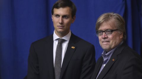 Jared Kushner y Steve Bannon son dos de los principales asesores del presidente Trump.