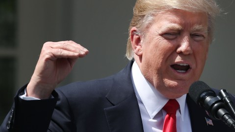 El presidente Trump adelantó el miércoles que los culpables del ataque "tendrán una respuesta".