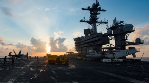 Las imágenes compartidas por la Marina de los EEUU indicaban que el Carl Vinson se dirigía a Asia.