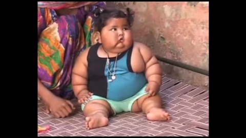 nina-obesa